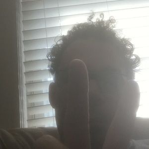 Meet your Posher, Derek